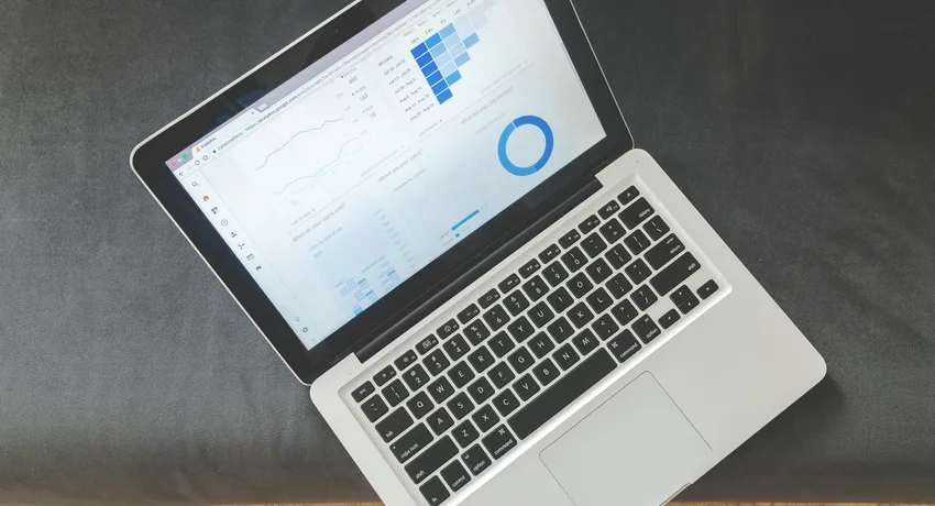 digitale analytics dashboard voor webshop data-analyse